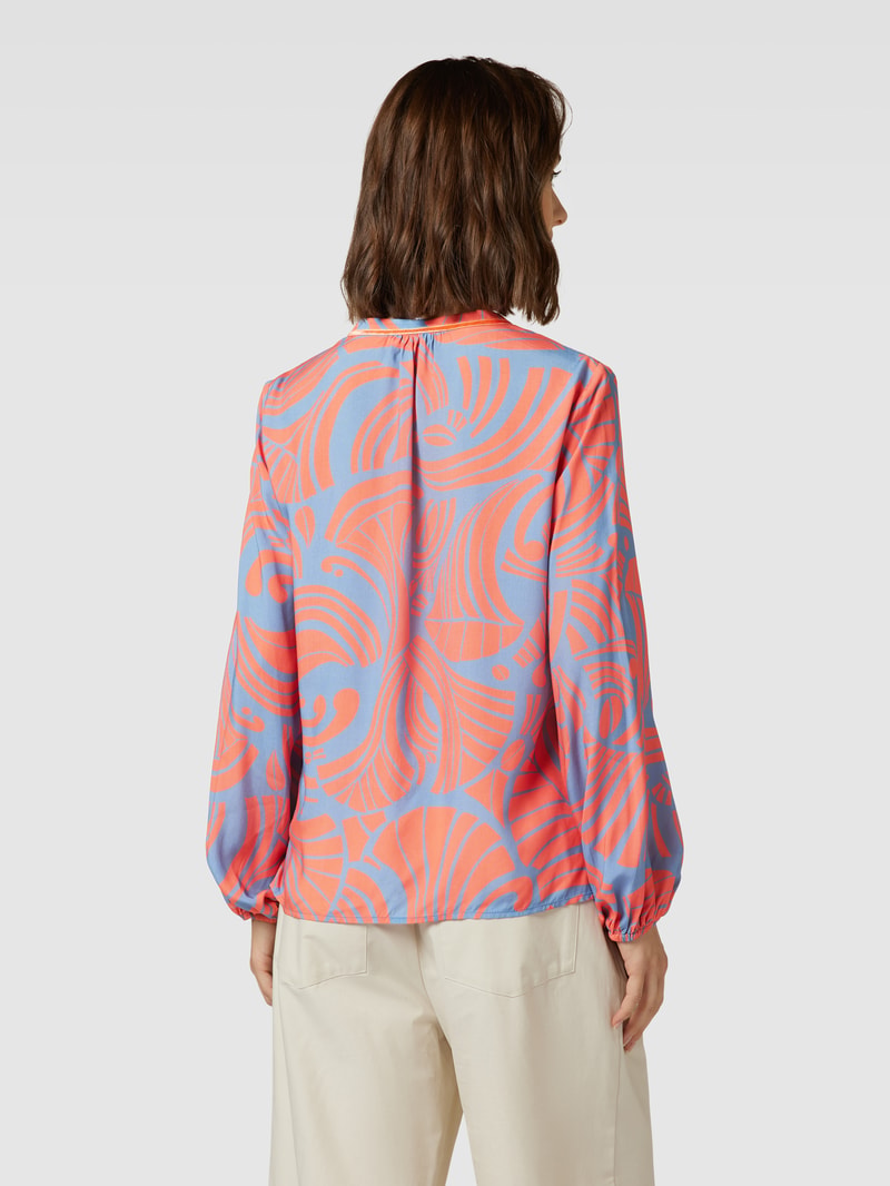 Schluppenbluse mit floralem Muster in apricot
