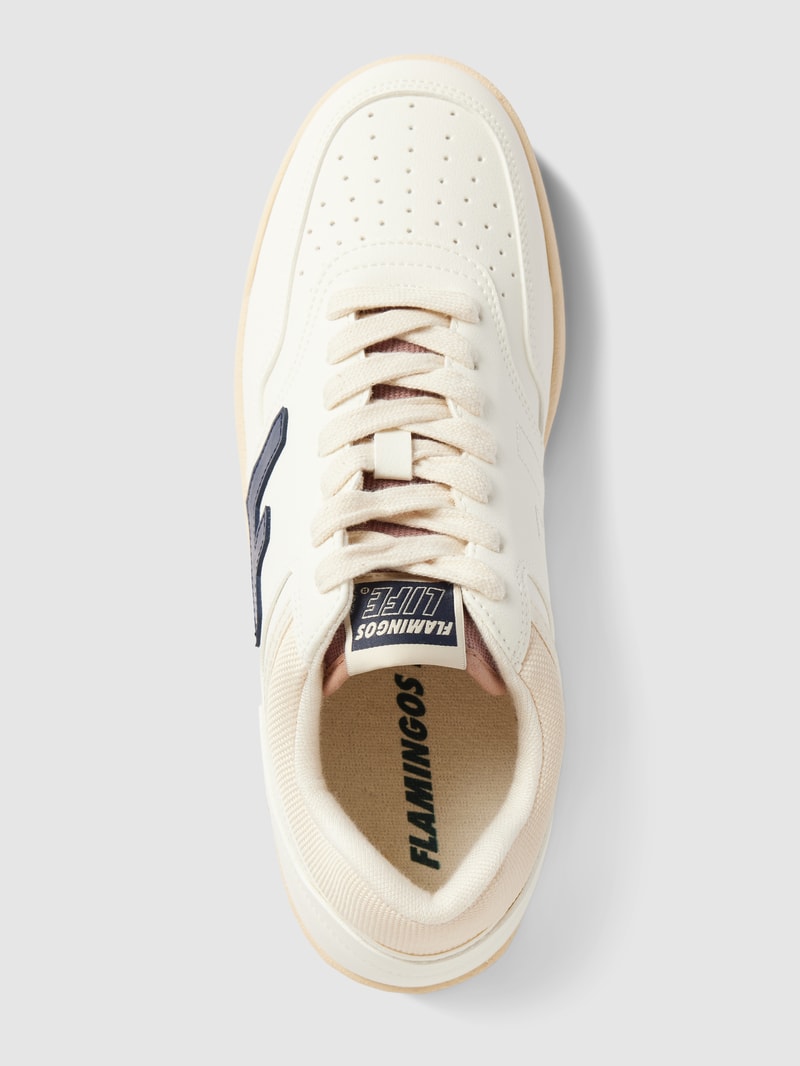 Sneaker mit Label-Detail Modell 'RETRO 90s' in weiß