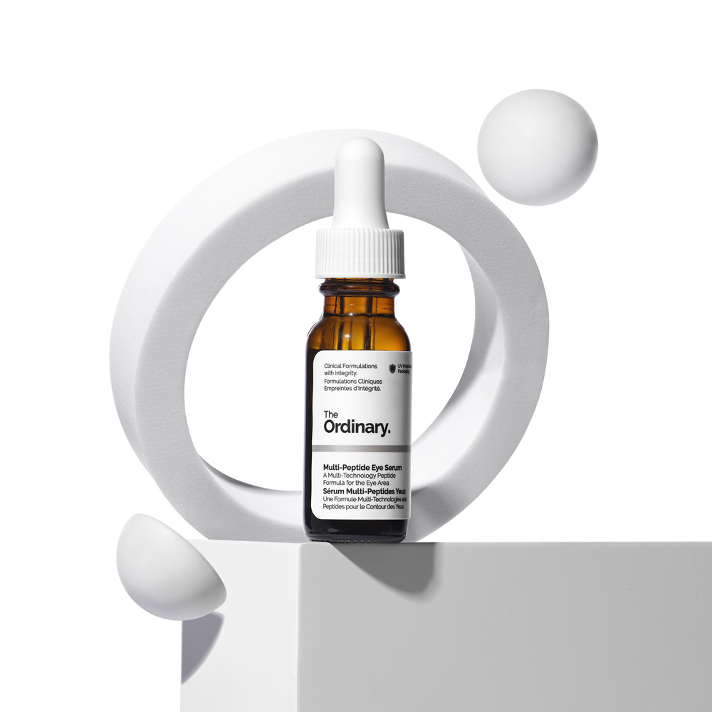 The Ordinary Sérum Multi-Peptides Yeux Une formule Multi-Technologies aux Peptides pour le Contour des Yeux