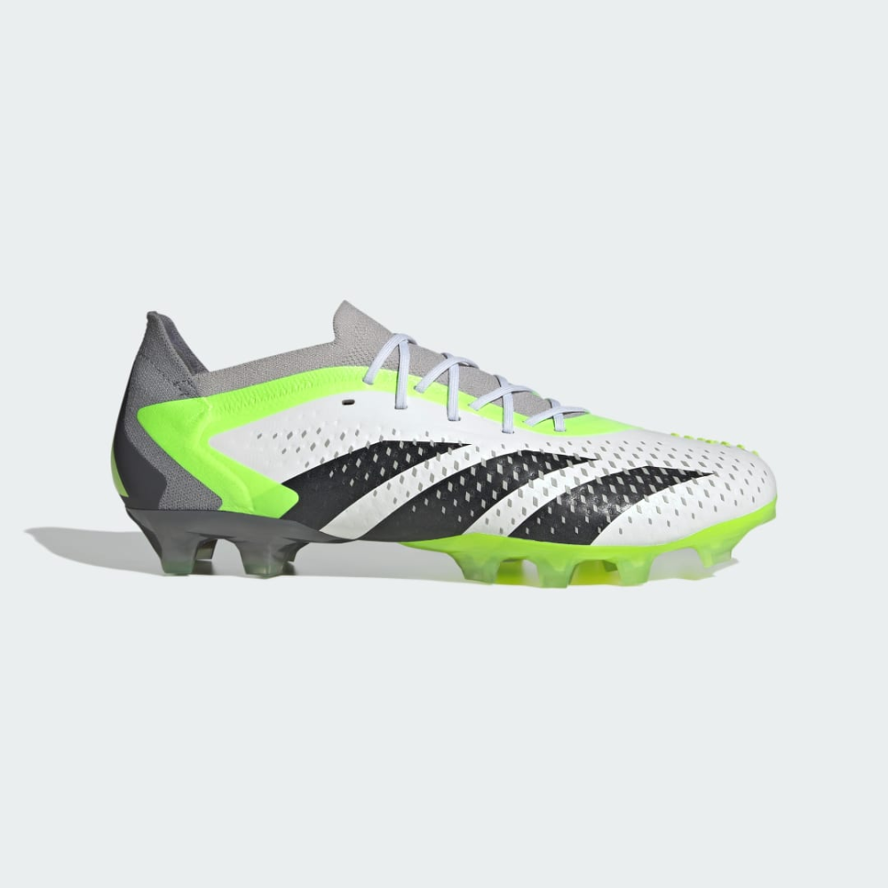 adidas Predator Accuracy.1 Low AG IE9454 / weiss