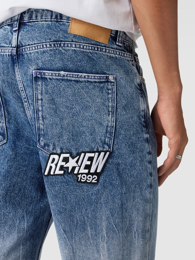 Baggy Fit Jeans mit Knopf- und Reißverschluss in blau
