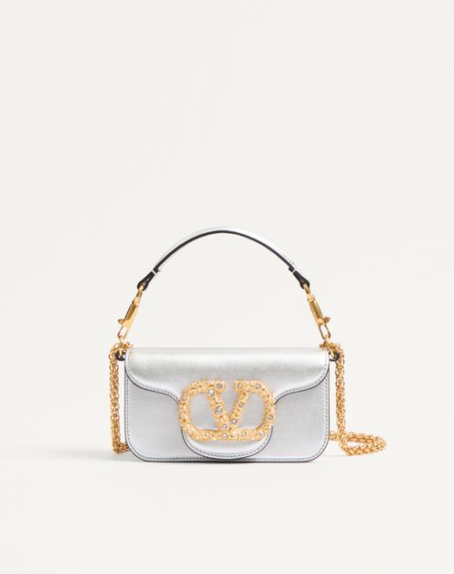 Bolsa de ombro pequena Valentino Garavani Locò em couro de bezerro laminado com logotipo de joia.