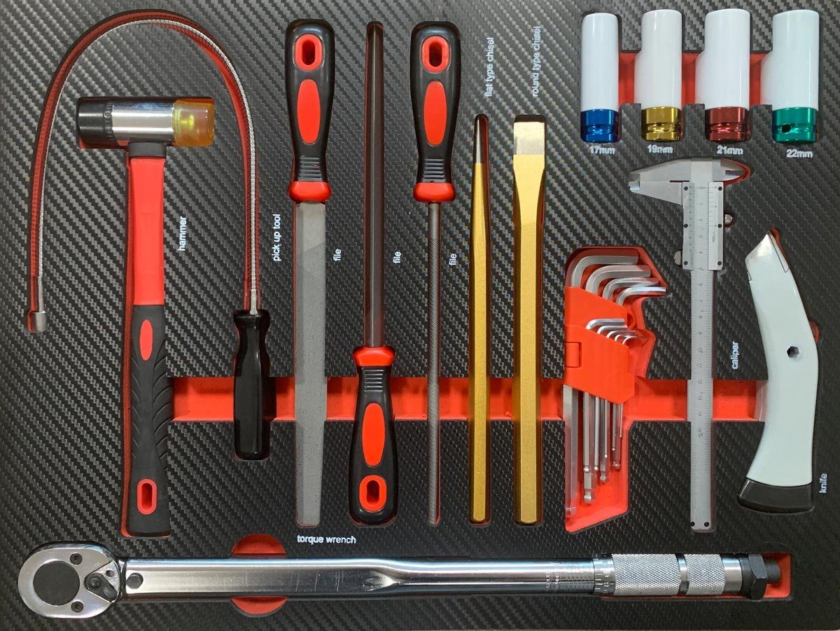Mephisto-Tools Werkstattwagen, (fertig montiert und bestückt), 7 abschließbare Schubladen, je Schublade belastbar bis je 35 kg, 2 Schlüssel inkl., kugelgelagerte Rollen mit Gummierter Beschichtung, Werkzeug ist aus hochwertigem Chrom Vanadium Stahl,