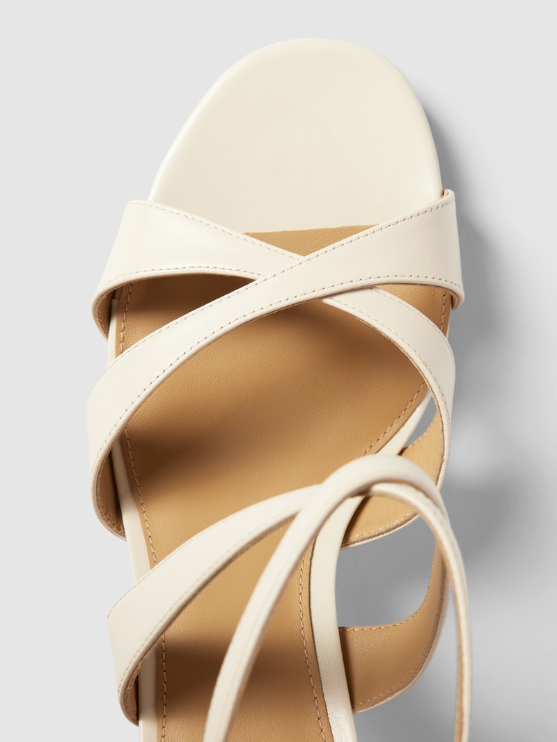 Sandaletten mit hohem Absatz Modell 'KINSLEY' in offwhite