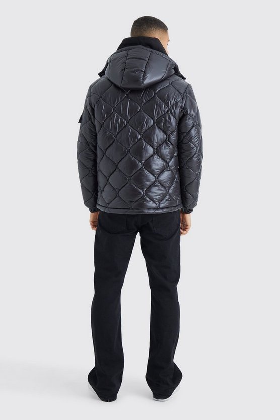 Hochglänzende Steppjacke mit Kapuze