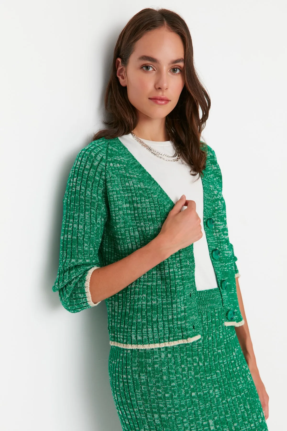 Trendyol Collection  Grünes Strickoberteil und -unterteil mit Farbverlauf-Muster TWOAW23AU00192