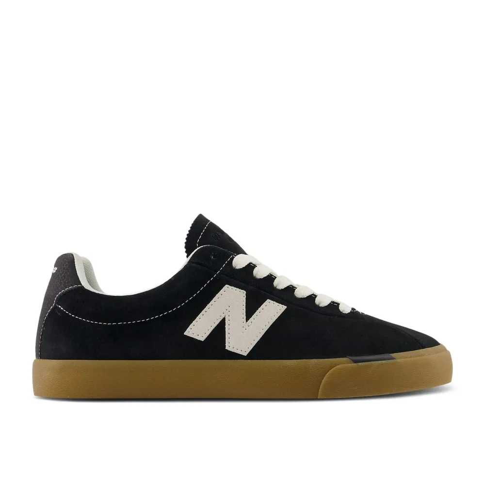 New Balance Numeric 22 NM22BGW / schwarz
