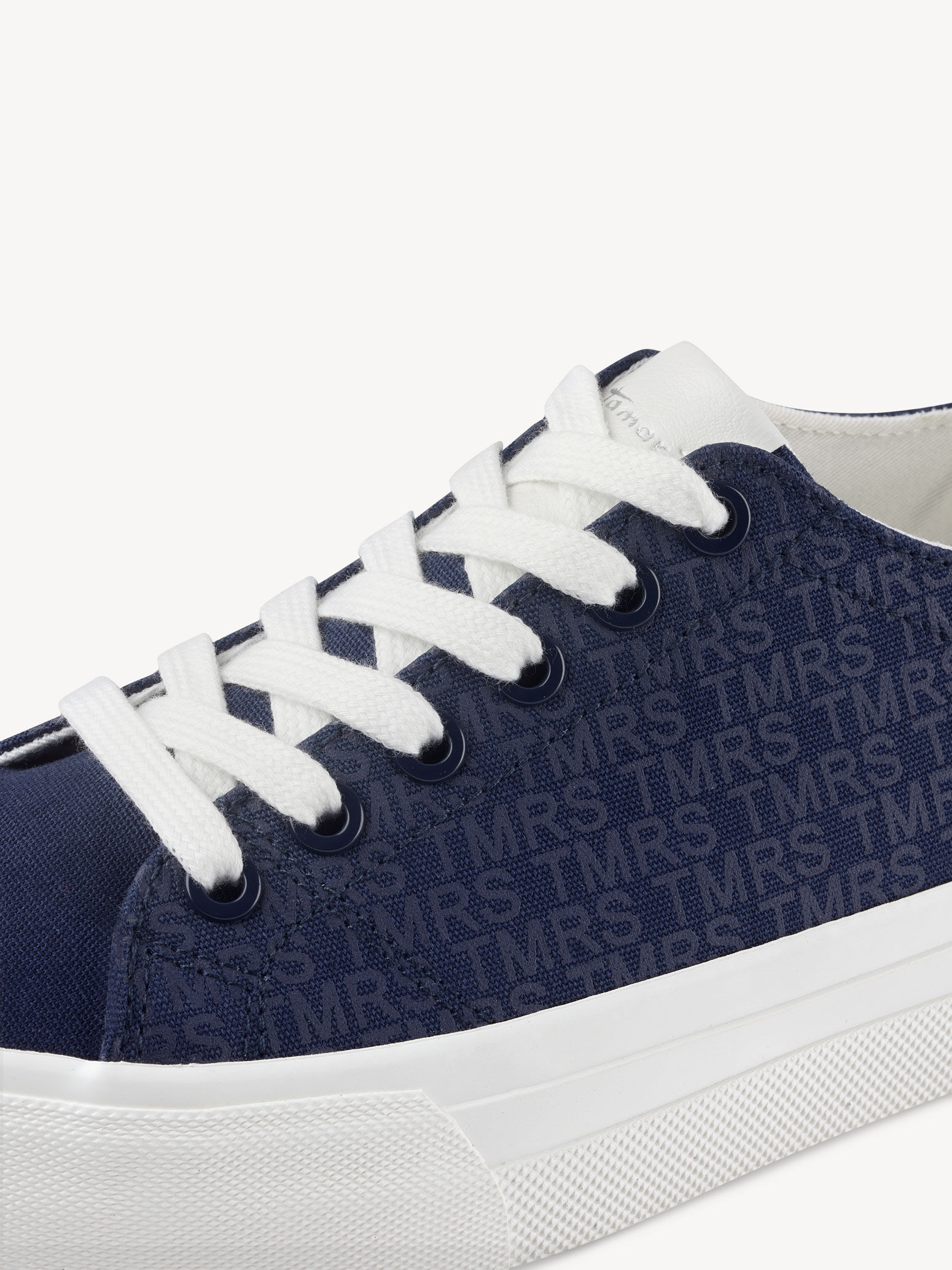 Basket - bleu