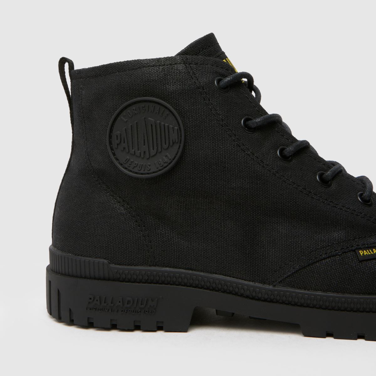 Palladium Pampa SP20 Wax cipők fekete színben