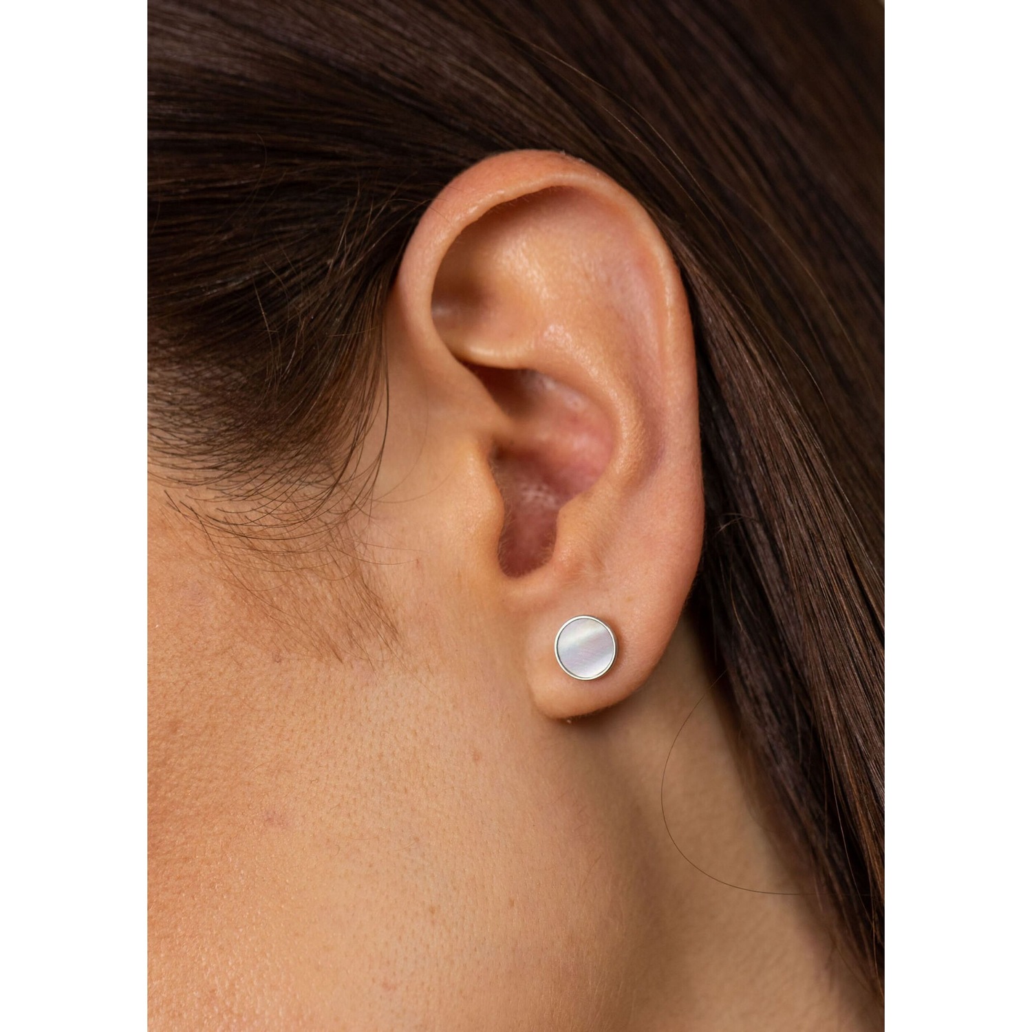 Ohrstecker White Gloss mit dezentem Perlmuttbesatz