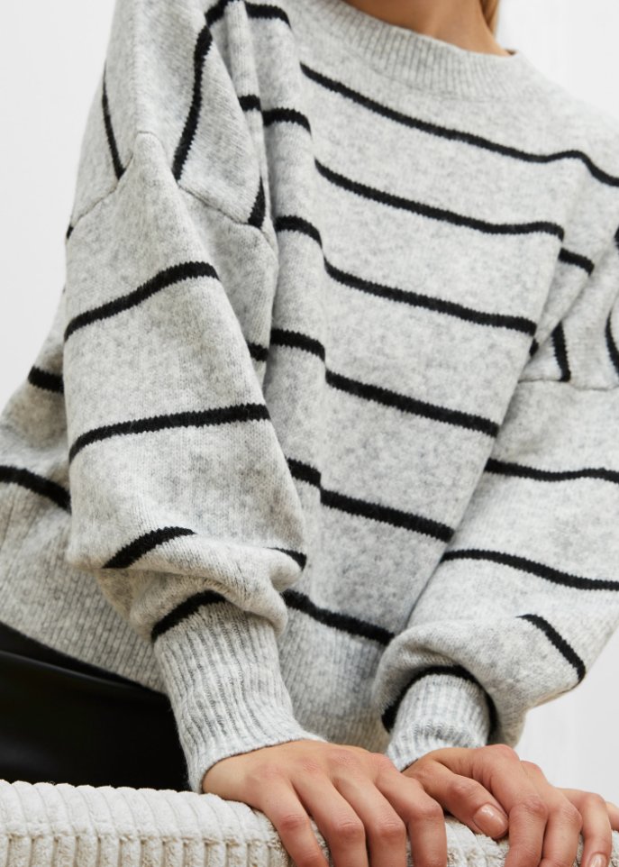 Gestreifter Pullover