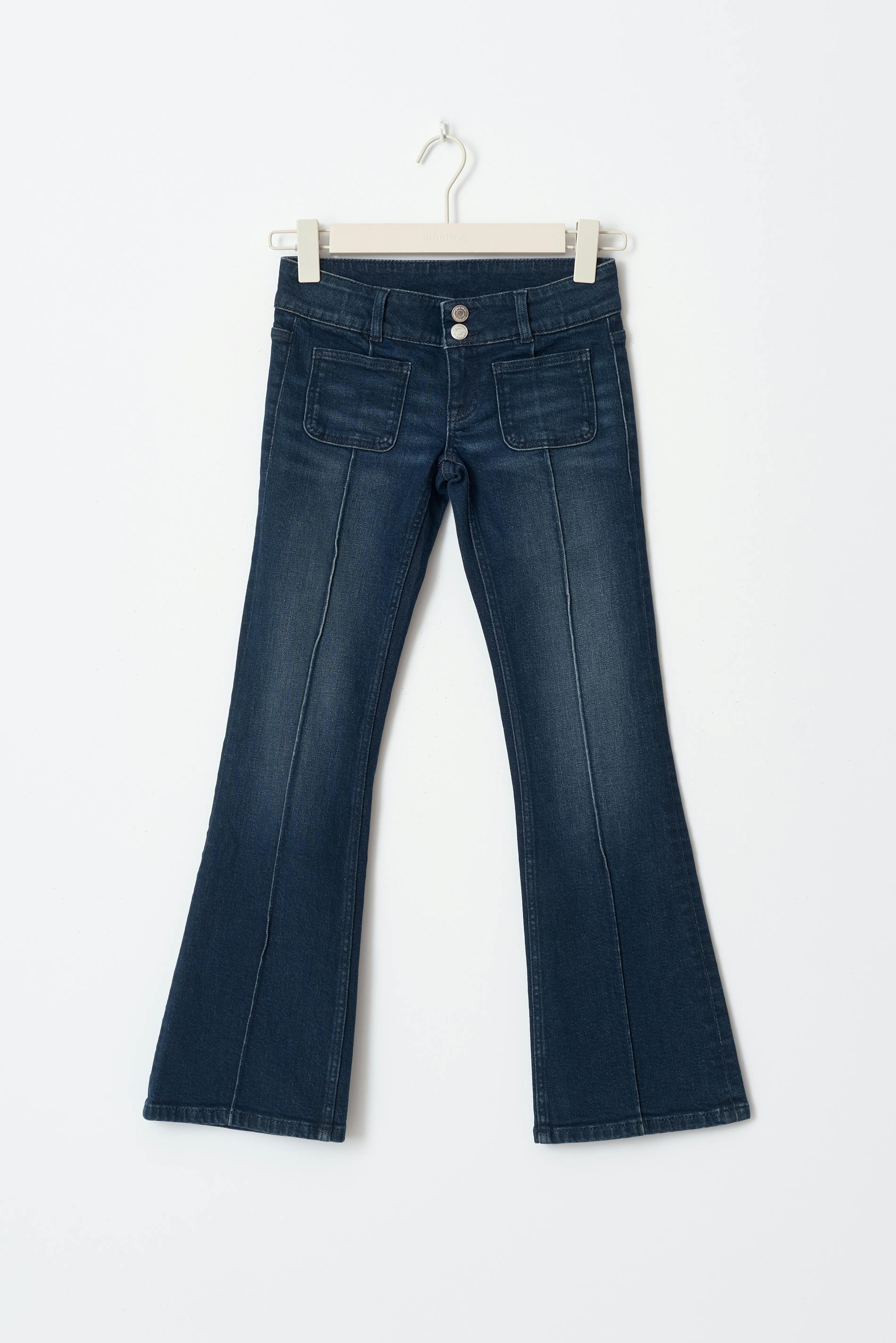 Pleated flare jeans