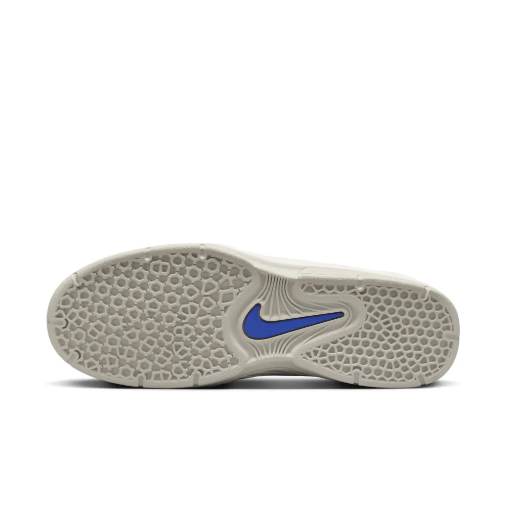 Nike SB Vertebrae FD4691-102 / weiss
