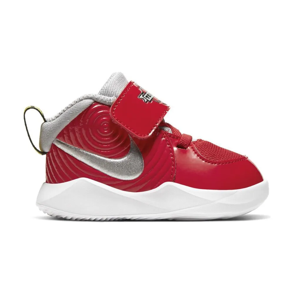 Nike Team Hustle Auto CK0617-600 / rot