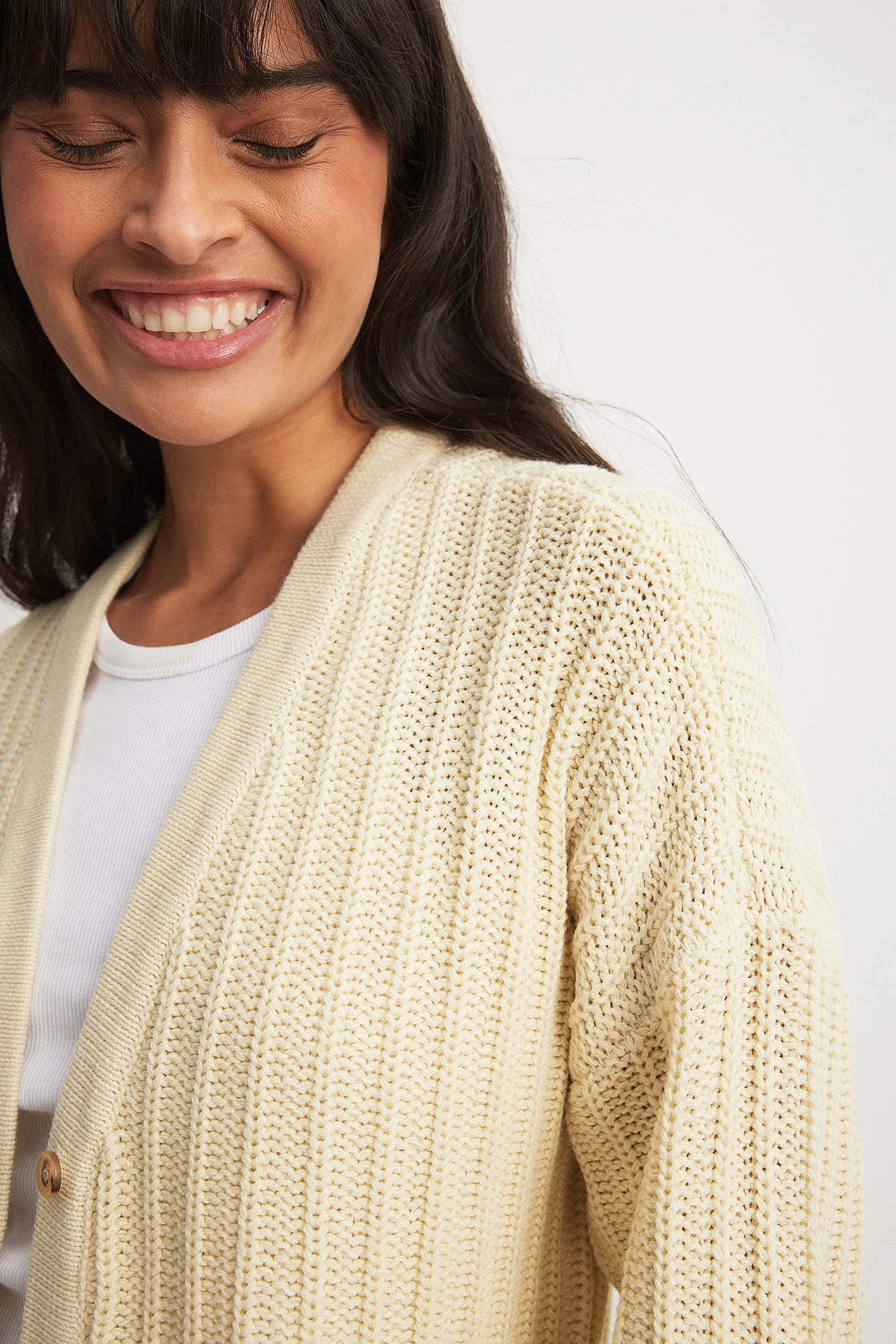 Strickcardigan mit V-Ausschnitt