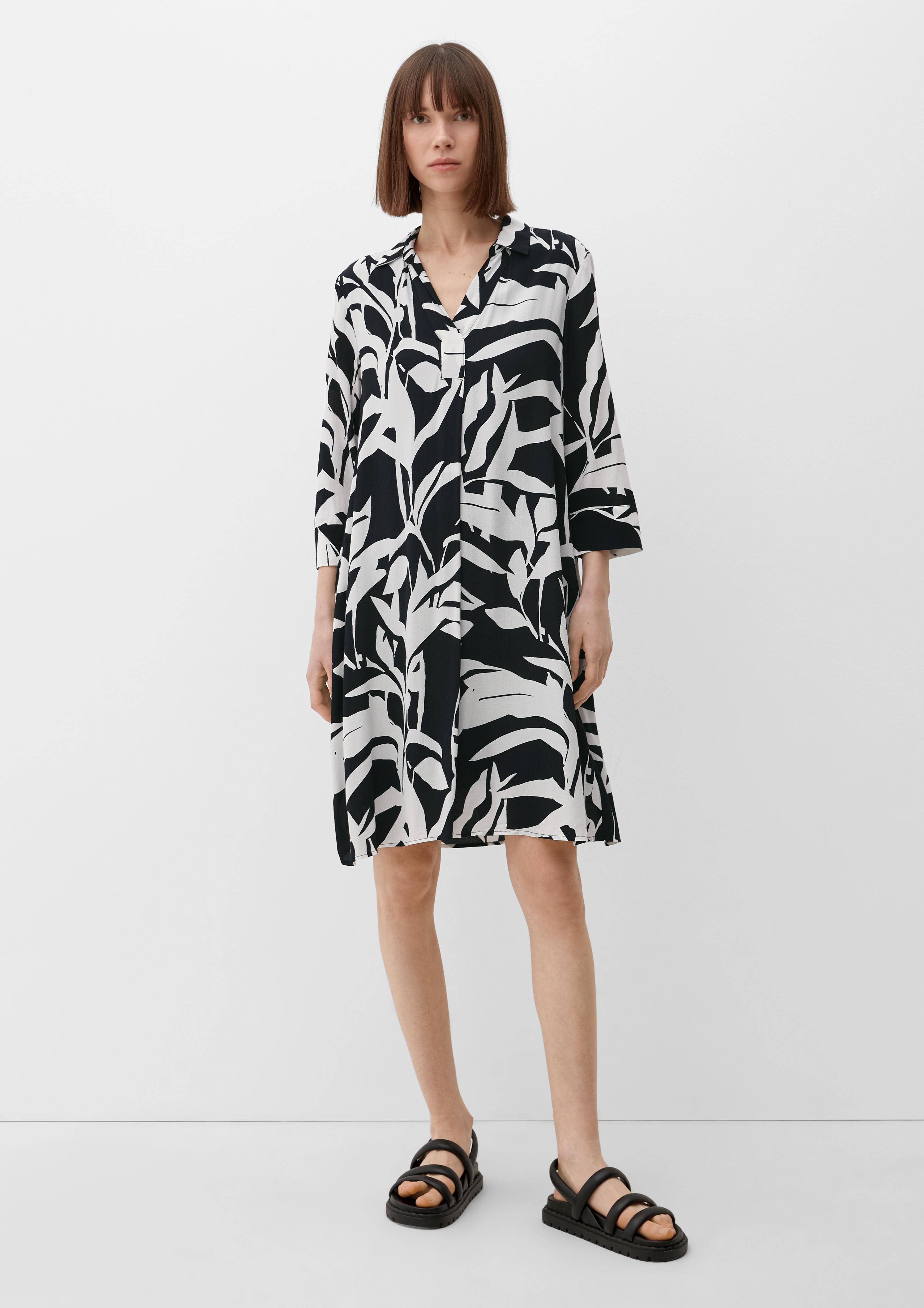 Viskosekleid mit Crêpestruktur  2131927-99A3