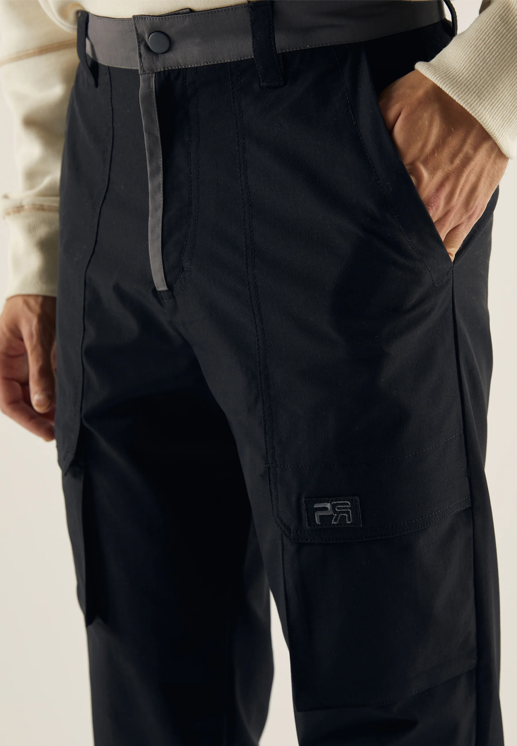 Pantalones cargo Pier One
