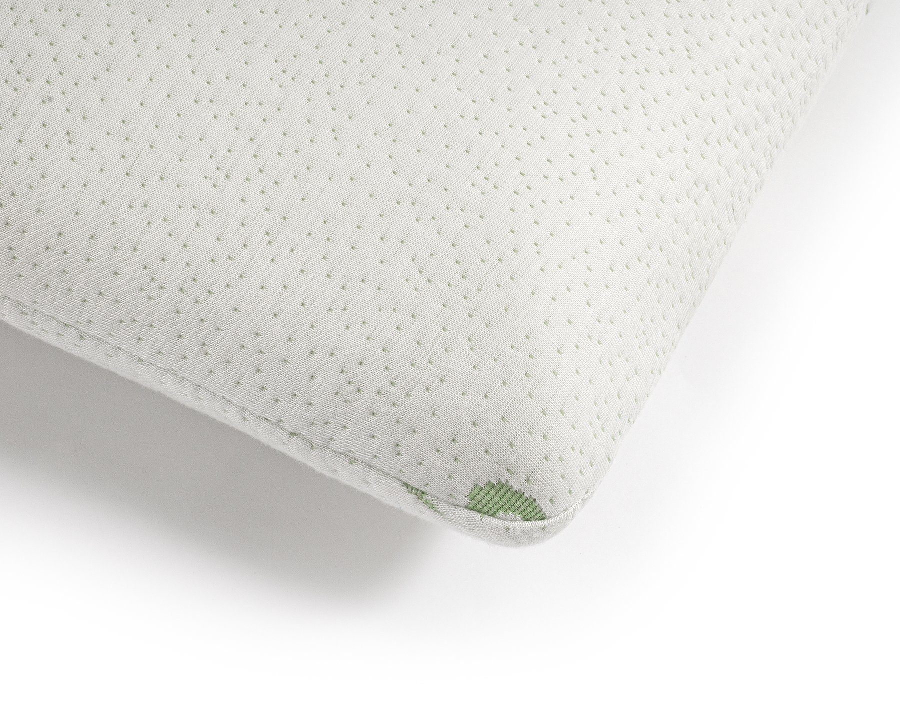 Nackenstützkissen ORTHOPÄDISCHES BAMBUS-VISCOGEL-KISSEN-KISSEN WEISS, Sitheim-Europe, Füllung: 100 % Viscoschaum, Rückenschläfer, Seitenschläfer, Bauchschläfer, Für Rücken-, Bauch- und Seitenschläfer geeignet