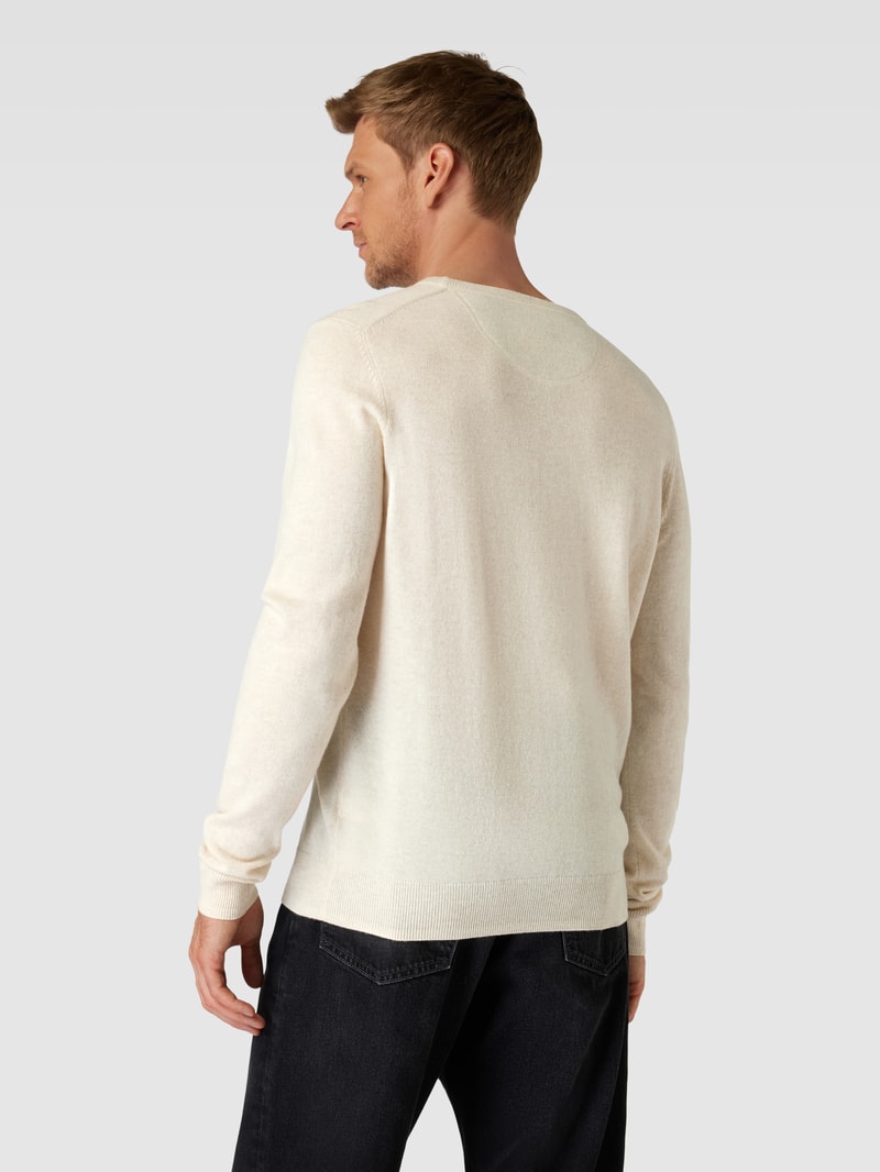 Strickpullover mit Rundhalsausschnitt in offwhite
