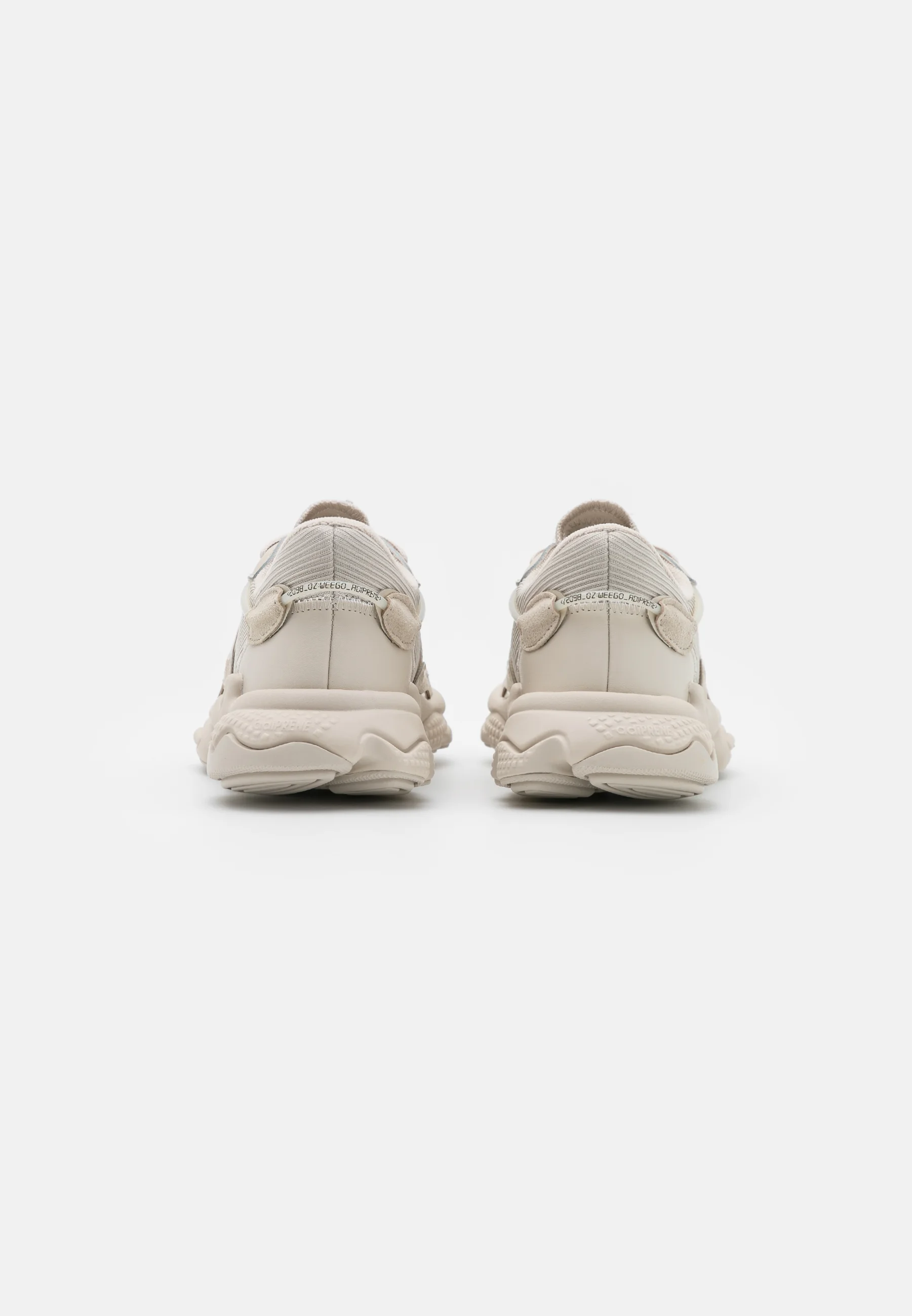 adidas Originals OZWEEGO UNISEX - Zapatillas bajas