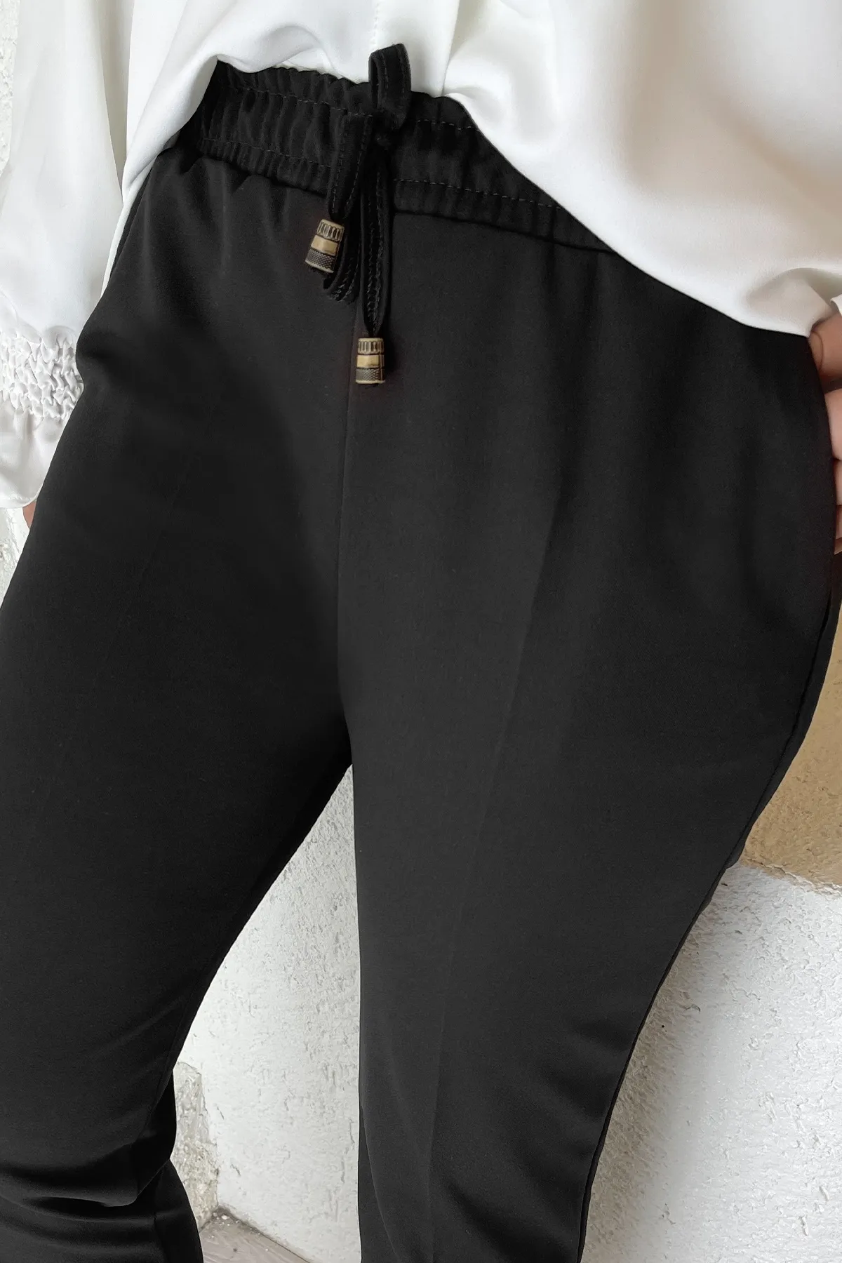 InStyle  Lycra-Hose aus doppeltem Stoff mit elastischem Bund – Schwarz