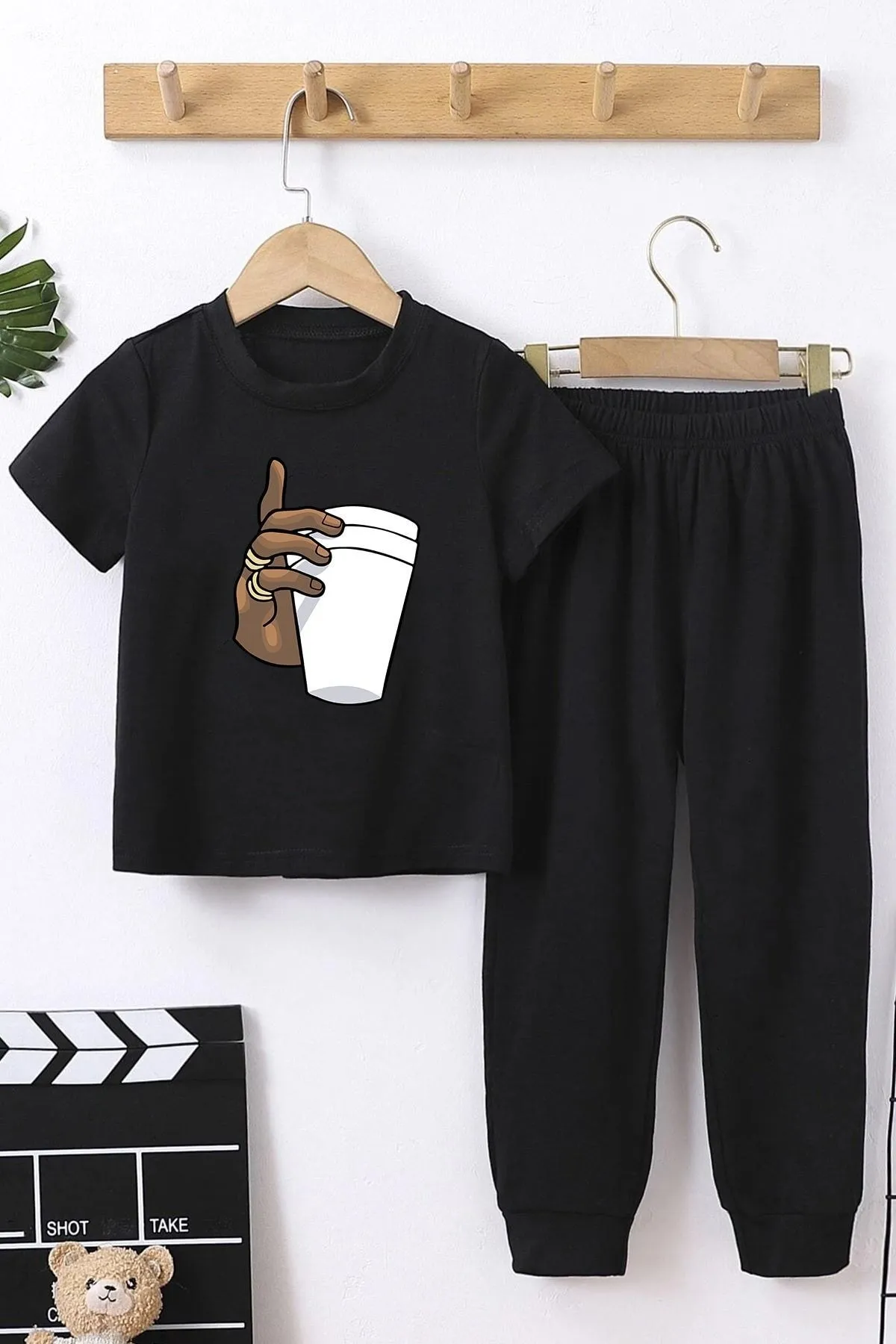 uyguntarz  Kinder Tupac Coffee Bottom – Top-Trainingsanzug-Set