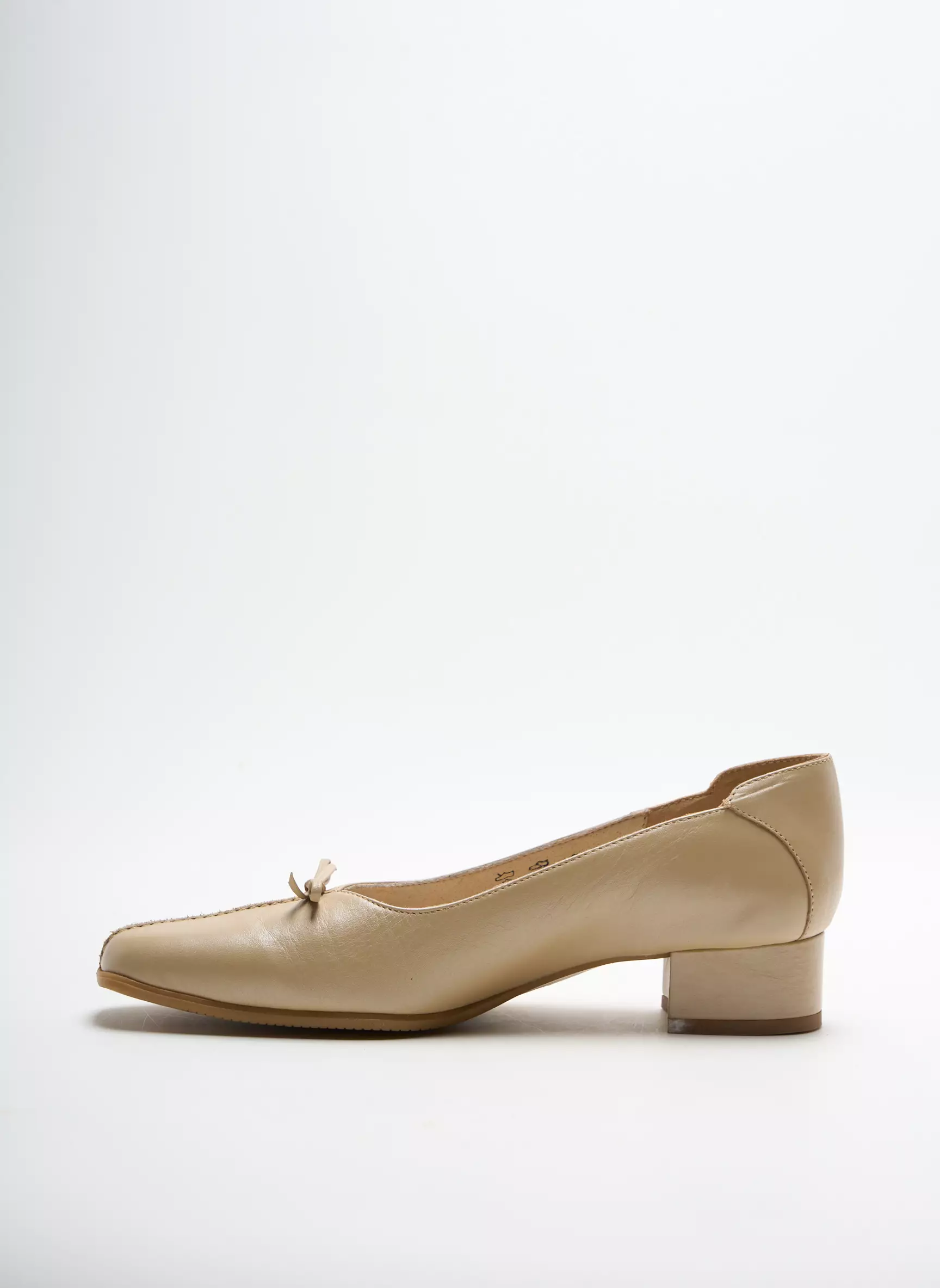 Gf Confort Ballerines Femme couleur beige