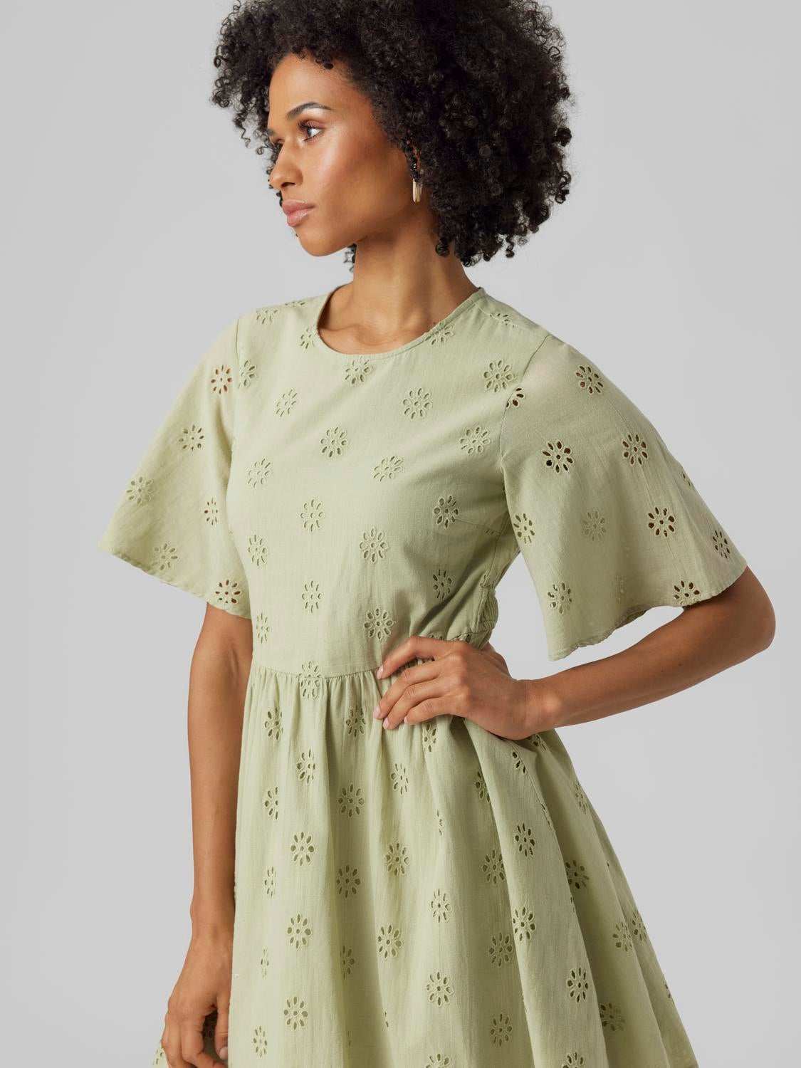 VMMAJA Kurzes Kleid