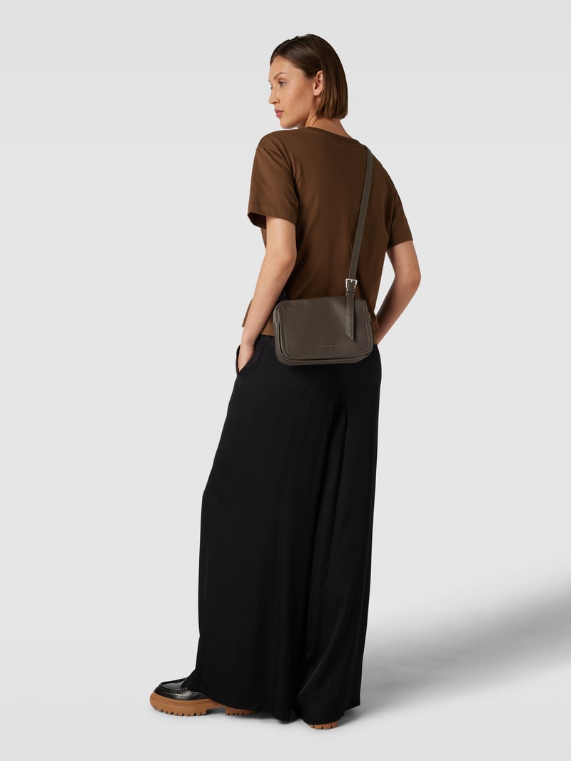 Crossbody Bag mit Label-Detail in schilf