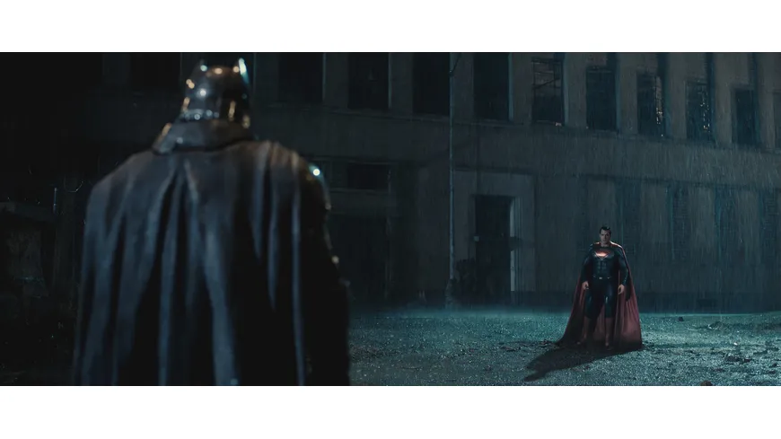 Batman v Superman: Dawn of Justice  (+ Blu-ray 2D Kinofassung) (+ Blu-ray 2D Ultimate Edition)