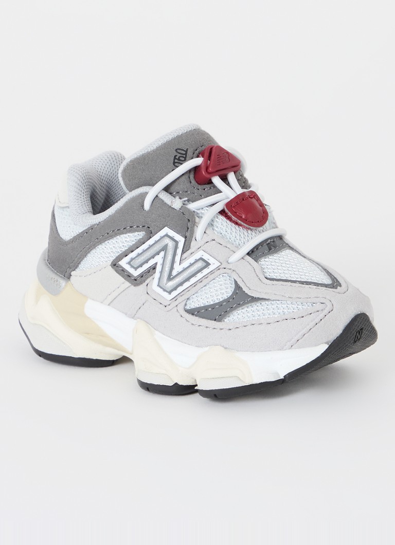 Teniși New Balance 9060 cu detalii din plasă