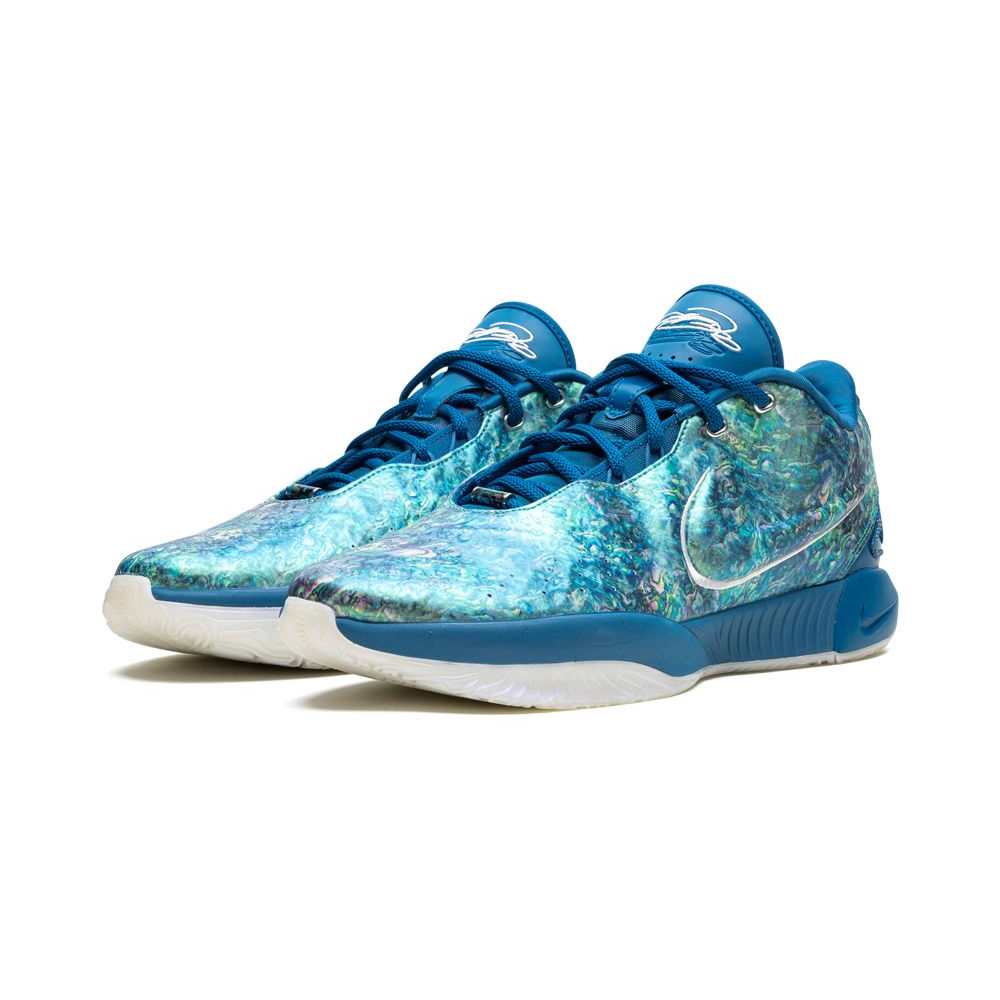 Nike LeBron 21 FN0708-400 / blau