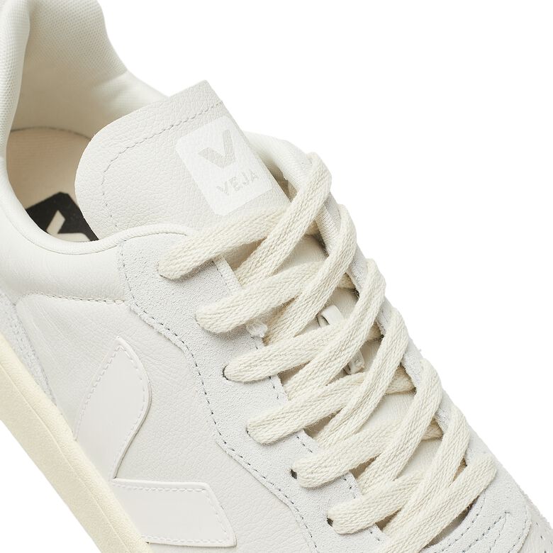 Veja WMNS V-90 Leather gravel white
