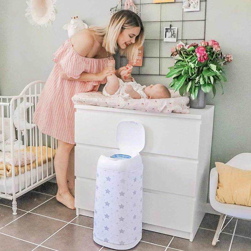Poubelle à couches + 3 recharges Angelcare