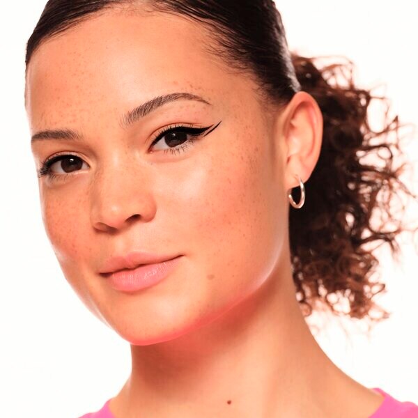 Delineador Essence Line it Like a Pro! 01 Preto 1,2ml