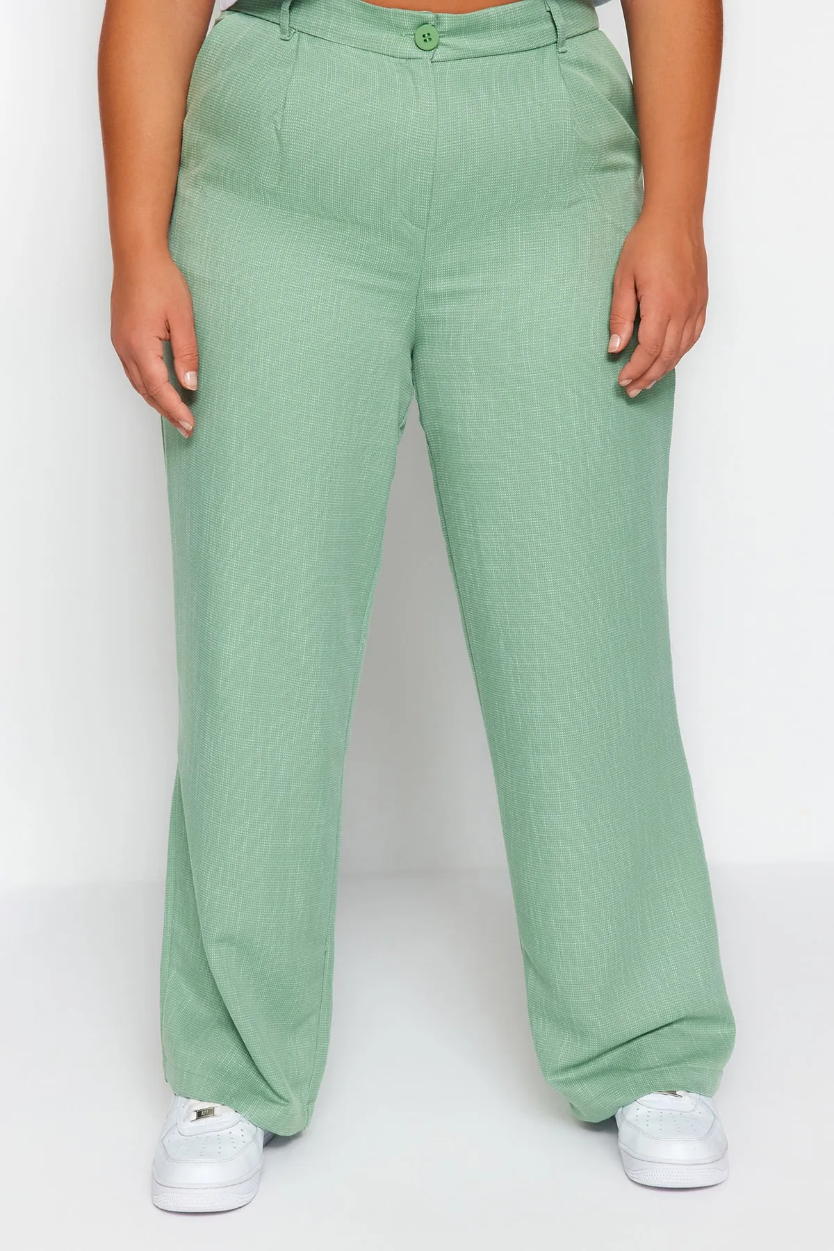 Trendyol Curve  Grüne gewebte Hose in Leinenoptik TBBSS23AR00001