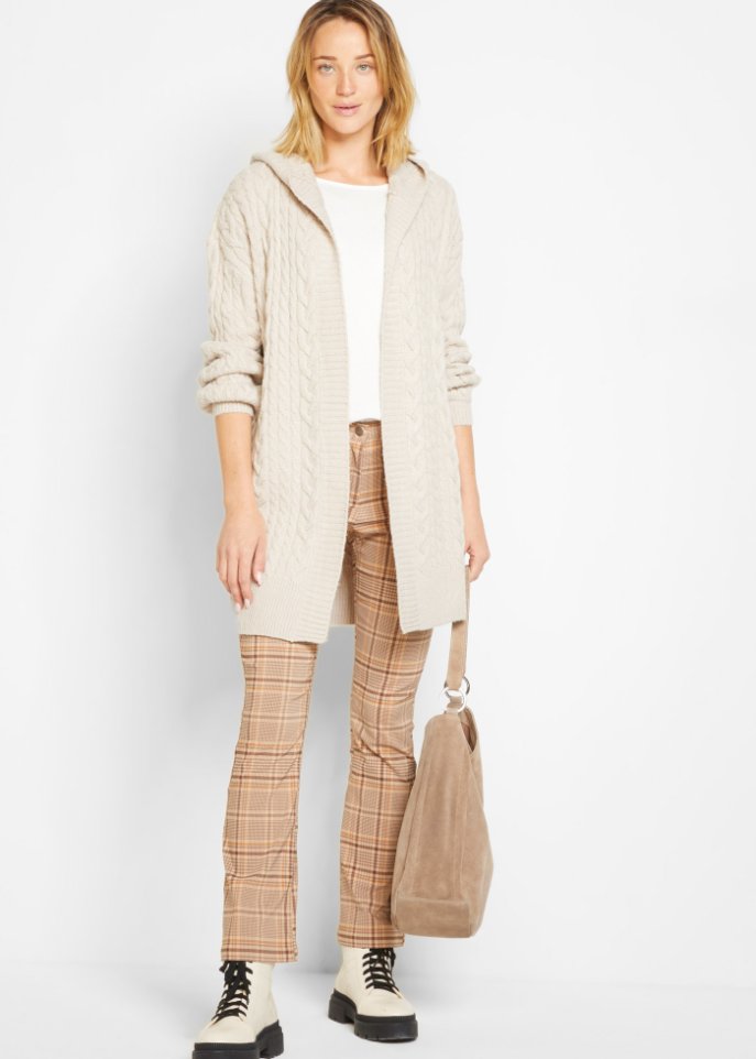 Strickjacke mit Zopfmuster und Kapuze