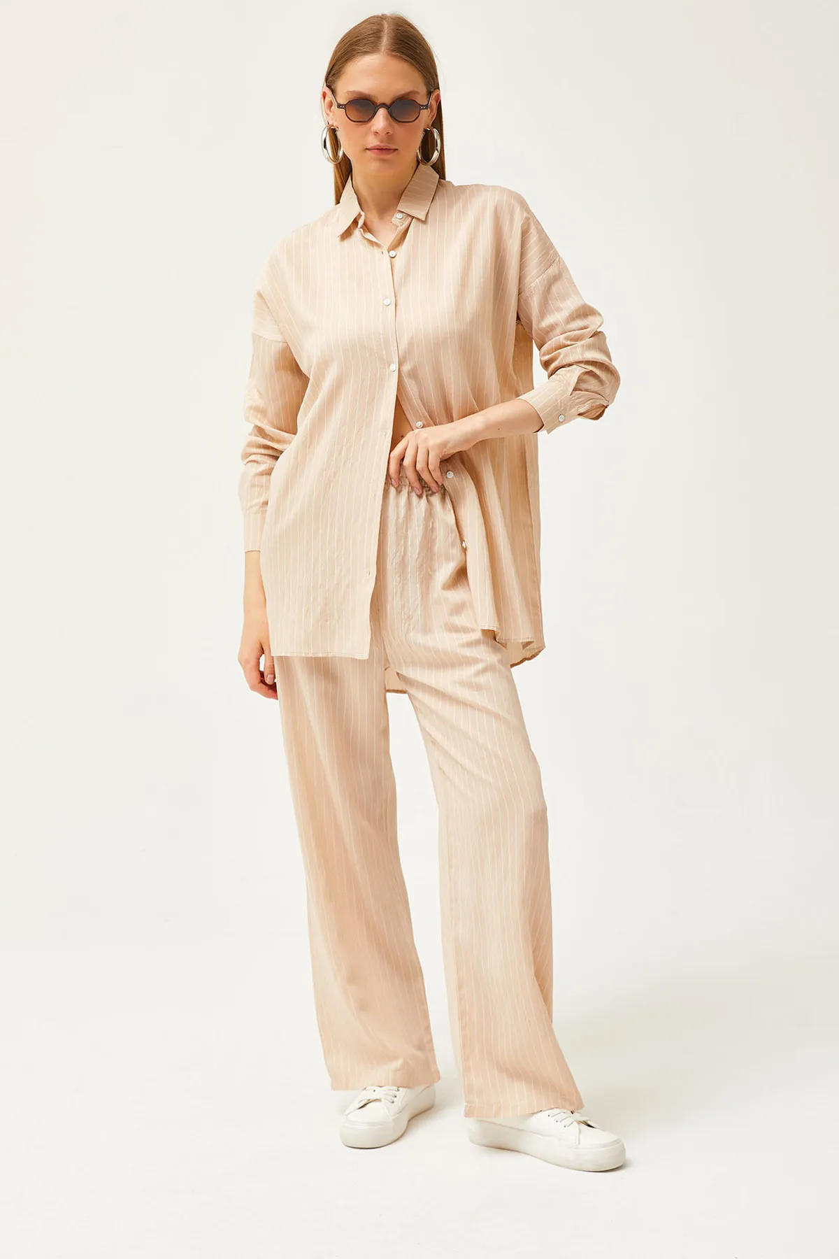 Olalook  Damen Stein gestreiftes Hemd Hosen Set TKM-19000282