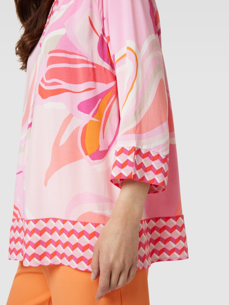 Bluse aus Viskose mit Allover-Muster in pink