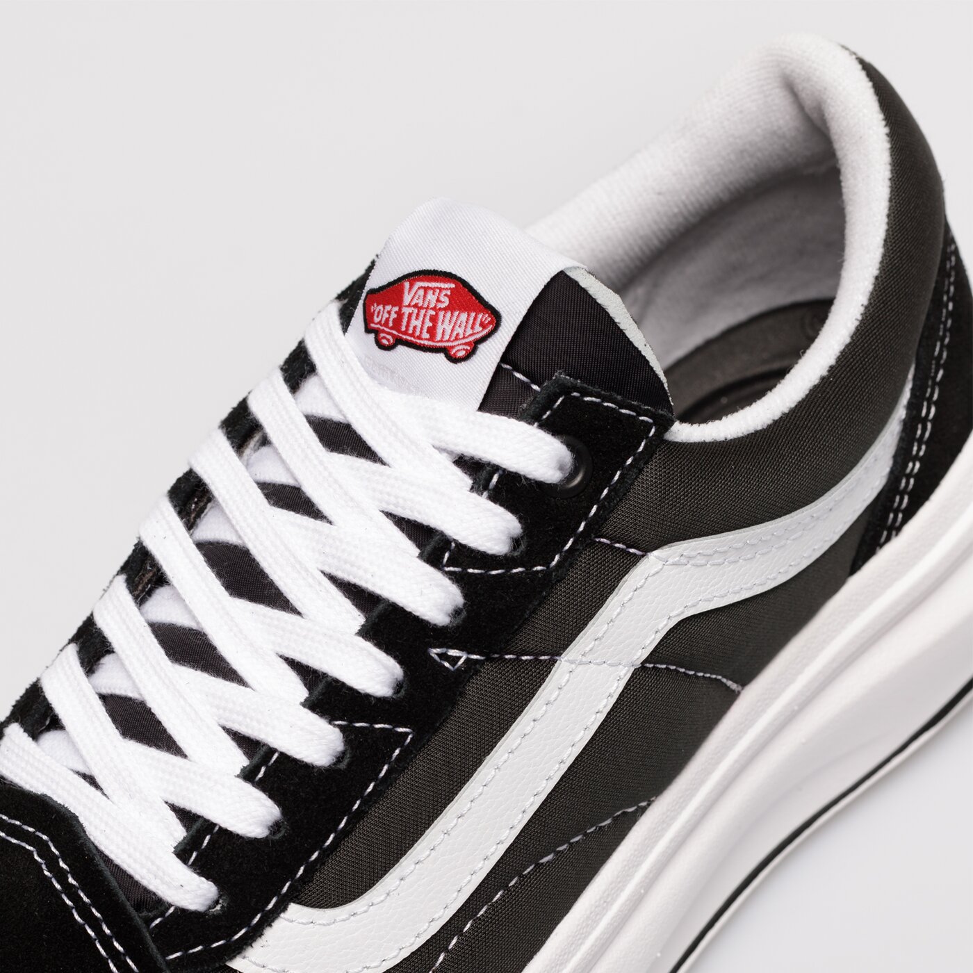 VANS UA OLD SKOOL OVERT CC Schwarz