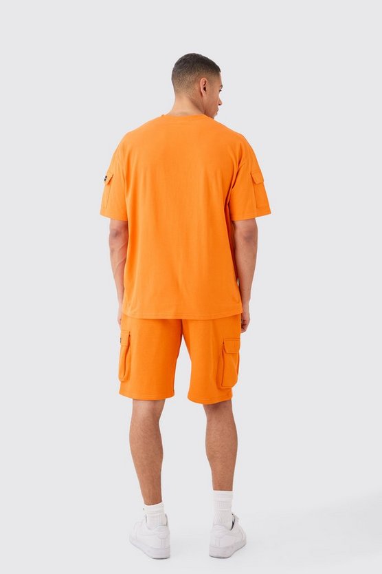 Man Oversize Cargo T-Shirt & lockere Shorts