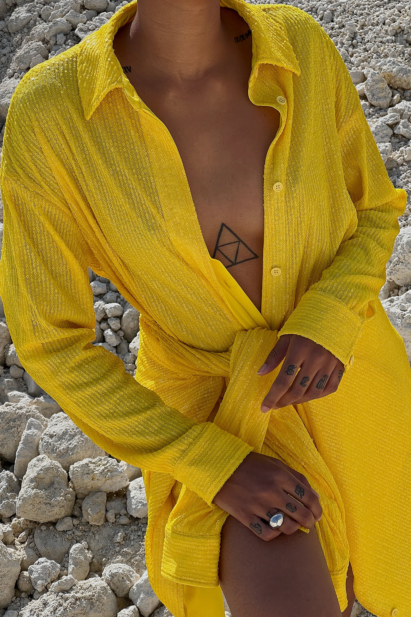 Oversize-Hemdkleid mit Pailletten