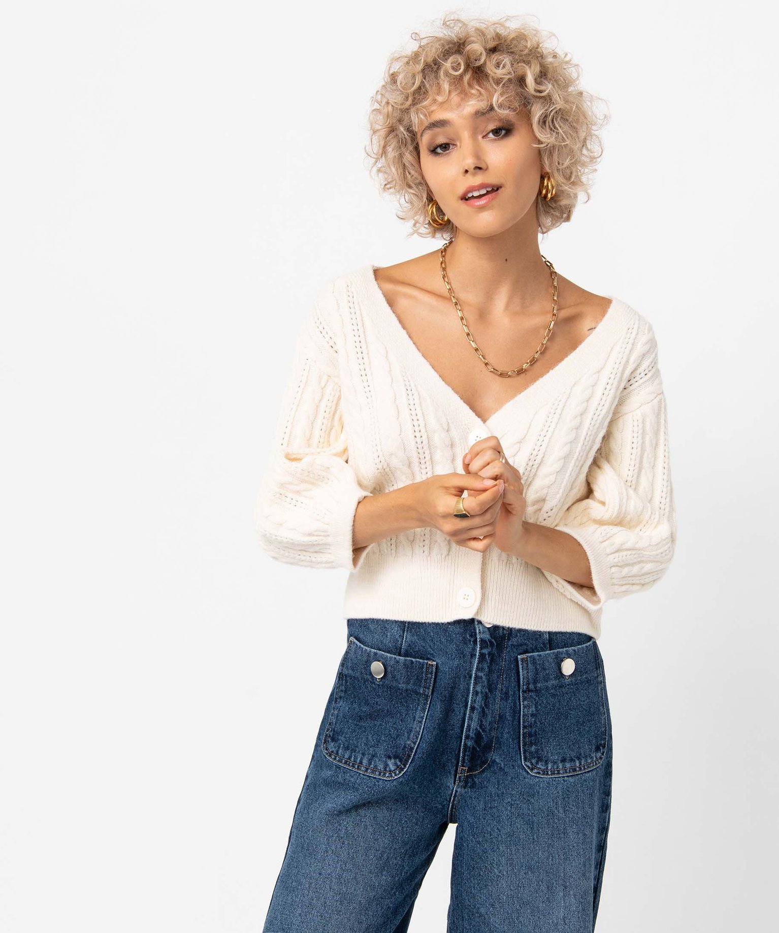 Gilet femme à col V en maille torsadée ecru | GEMO