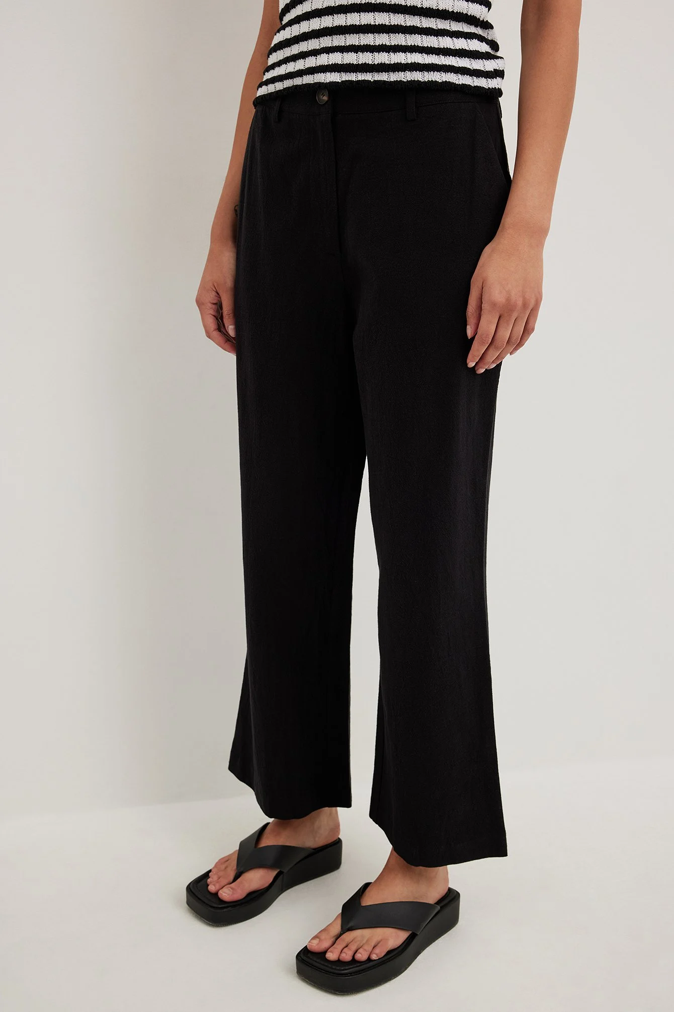 Hochtaillierte Cropped-Hose aus Leinenmischung
