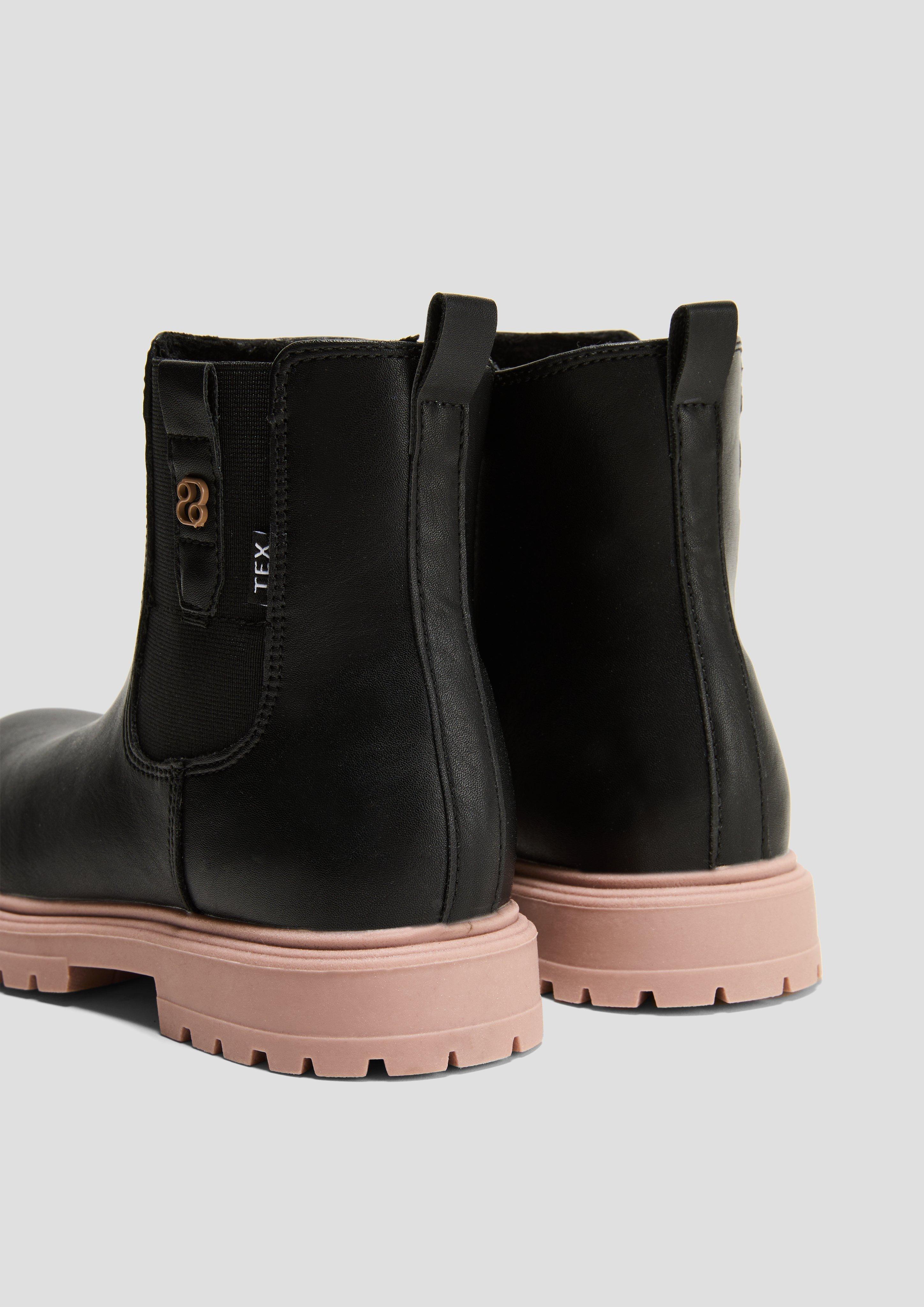 Boots mit Elastikeinsätzen  6008307-054