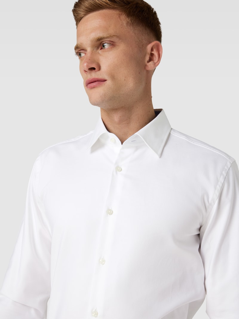 Slim Fit Business-Hemd mit Kentkragen Modell 'Joe' in weiß