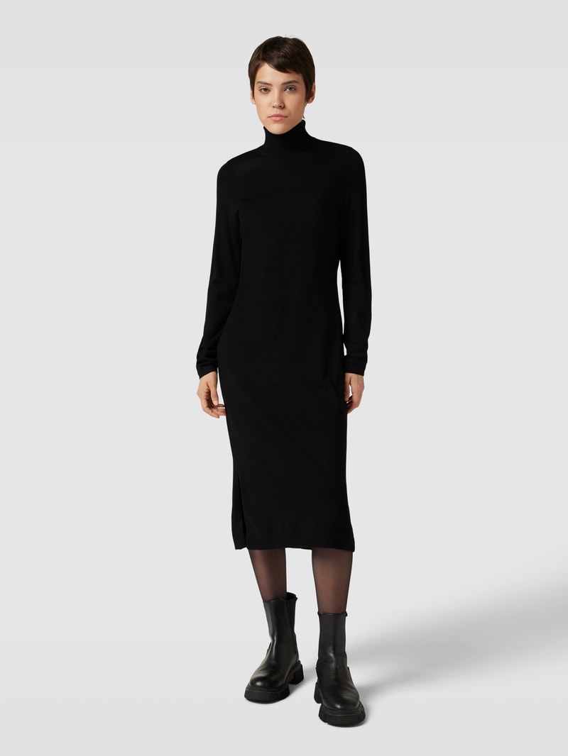 Strickkleid mit Rollkragen in schwarz