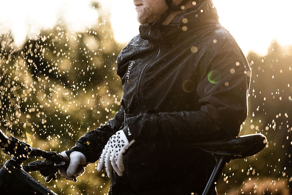 dirtlej Weathershield waterproof - MTB Regenjacke kaufen | Bike-Discount