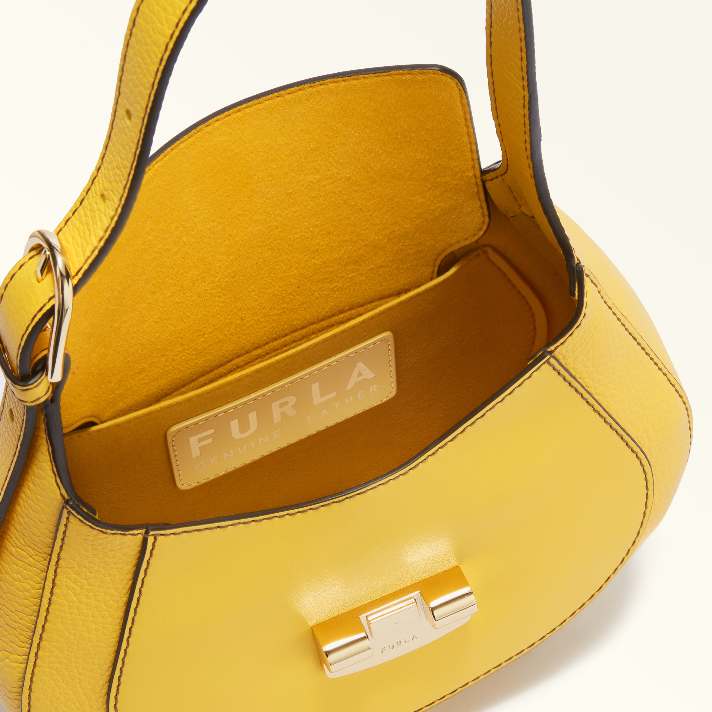 Furla Club 2