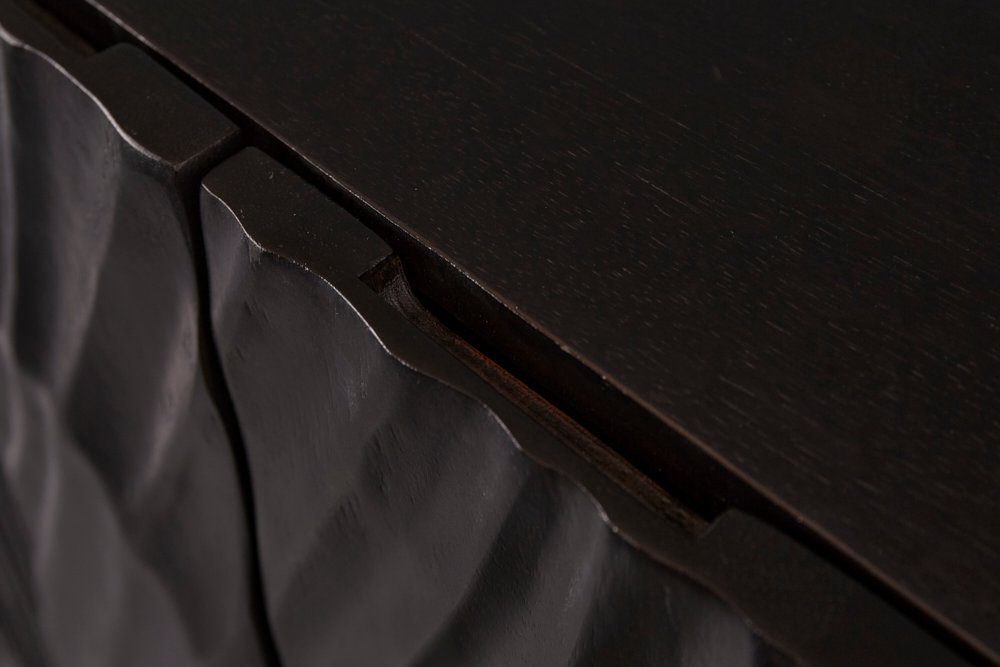 riess-ambiente Highboard SCORPION 120cm schwarz, Massivholz · Schrank · 3D Schnitzereien · Handarbeit · Wohnzimmer